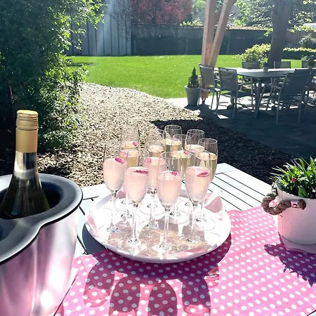 Отель Bluetenhotel Village Colbe