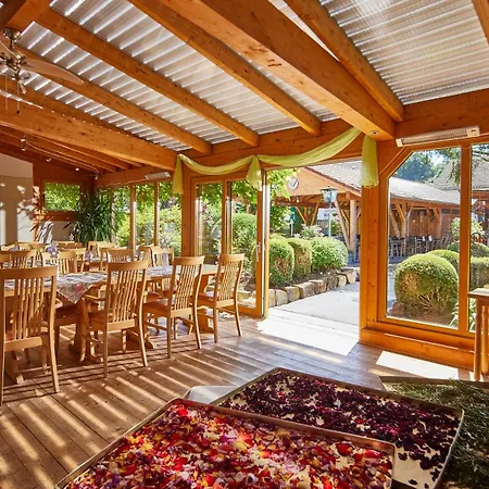 Bluetenhotel Village Cölbe