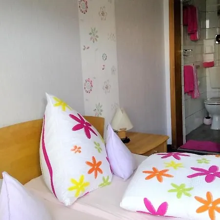 Bluetenhotel Village