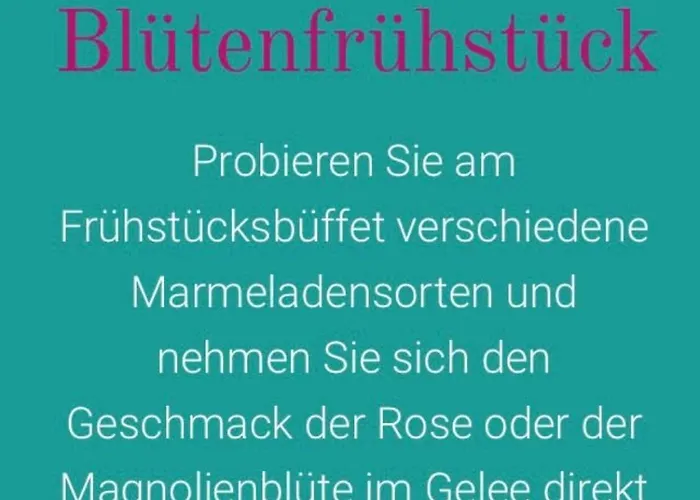 Bluetenhotel Village Hotel