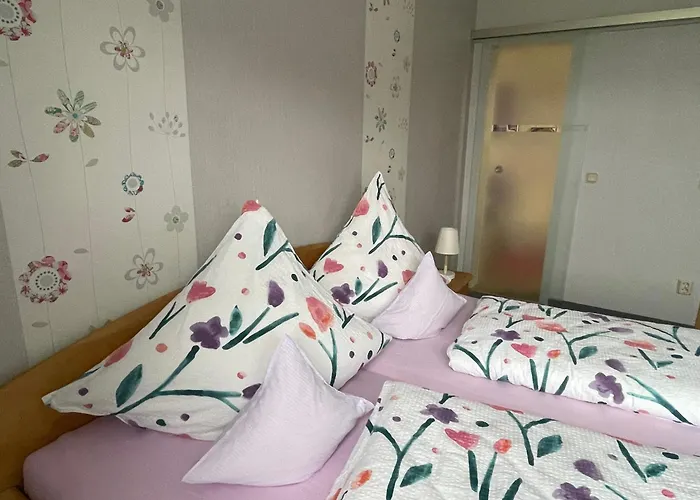 فندق Bluetenhotel Village كُلب